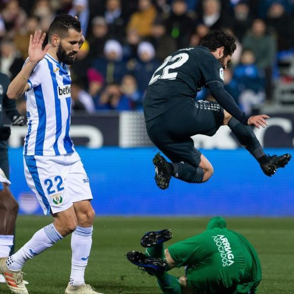 好博体育官方网站-转会期体能课后，山东泰山单刀错失备战国王杯，压力陡增，医务组通报恢复